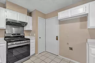 12717 Modena Trail, Austin, TX 78729 - Photo 15