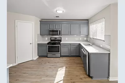 8001 Brienne Drive, Round Rock, TX 78681 - Photo 7