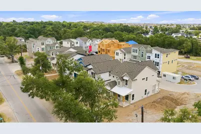 5001 Pecan Springs Road #31, Austin, TX 78723 - Photo 9