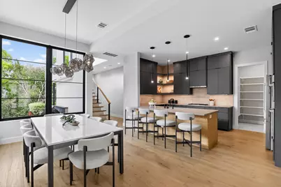 3206 Thousand Oaks Drive, Austin, TX 78746 - Photo 9