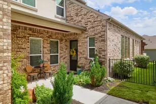 213 Encore Dr, Liberty Hill, TX 78642 - Photo 5