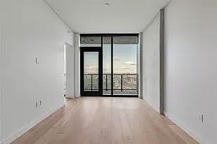 610 Davis St, Austin, TX 78701 - Photo 9