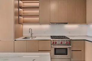 610 Davis St, Austin, TX 78701 - Photo 1