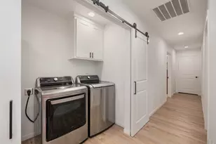 614 W 3rd St, McGregor, TX 76657 - Photo 21