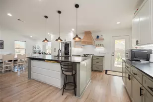 614 W 3rd St, McGregor, TX 76657 - Photo 15