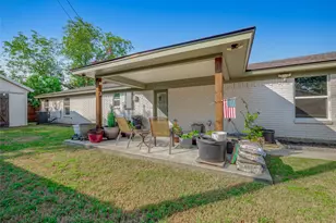 614 W 3rd St, McGregor, TX 76657 - Photo 23