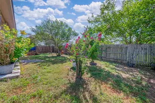 427 Buckingham Dr, Kyle, TX 78640 - Photo 25