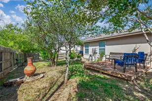 427 Buckingham Dr, Kyle, TX 78640 - Photo 29