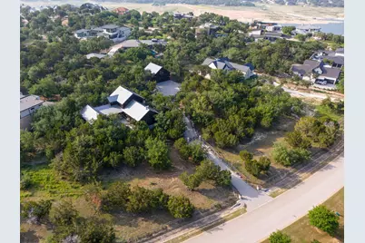 19604 Flying J Boulevard, Spicewood, TX 78669 - Photo 37