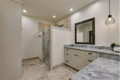 19604 Flying J Boulevard, Spicewood, TX 78669 - Photo 25