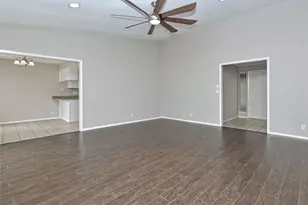 12100 Sage Hen Ct, Austin, TX 78727 - Photo 7