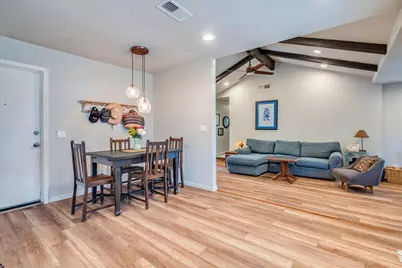 7206 Shadywood Drive, Austin, TX 78745 - Photo 11