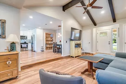 7206 Shadywood Drive, Austin, TX 78745 - Photo 5