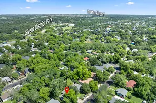 1122 Spur St, Austin, TX 78721 - Photo 5