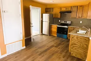 240 W Elm St, Nolanville, TX 76559 - Photo 5