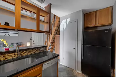 2210 Pearl Street #301, Austin, TX 78705 - Photo 11
