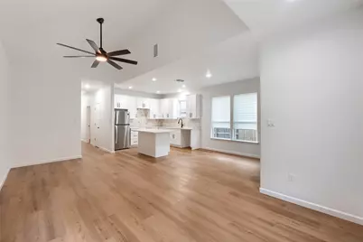 738 Chihuahua Street, Lockhart, TX 78644 - Photo 5
