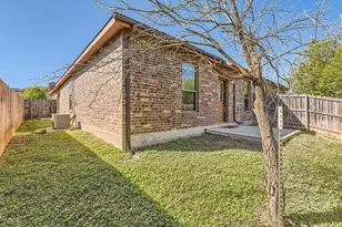 107 Creekside Villa Dr, Kyle, TX 78640 - Photo 17