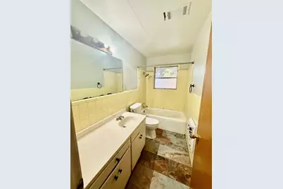 600 Wilkes Street, Smithville, TX 78957 - Photo 25