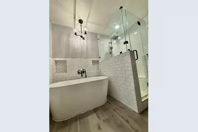 600 Wilkes Street, Smithville, TX 78957 - Photo 17