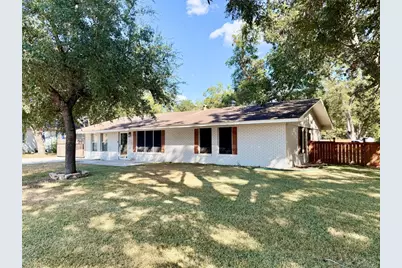 600 Wilkes Street, Smithville, TX 78957 - Photo 1