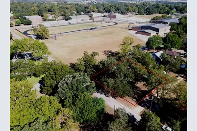 600 Wilkes Street, Smithville, TX 78957 - Photo 27