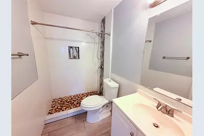 8801 Schick Road #B, Austin, TX 78729 - Photo 21