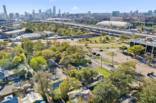 1202 E 29th St, Austin, TX 78722 - Photo 31