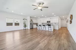 1201 Mallow Rd, Leander, TX 78641 - Photo 13