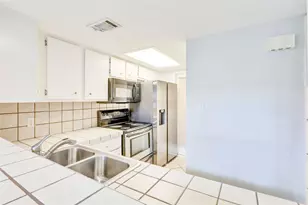 2104 Cullen Ave, Austin, TX 78757 - Photo 5