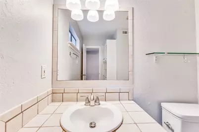 2104 Cullen Avenue #7-207, Austin, TX 78757 - Photo 15