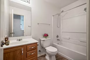 5624 Thunder Gulch Dr, Del Valle, TX 78617 - Photo 15