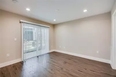 935 La Posada Drive #142, Austin, TX 78752 - Photo 15