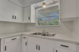 5408 Joe Sayers Ave, Austin, TX 78756 - Photo 9