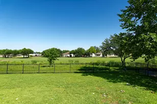 1116 Hillridge Dr, Round Rock, TX 78665 - Photo 3