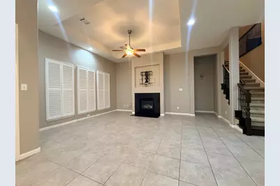 112 E Adelanta Place, Round Rock, TX 78681 - Photo 9