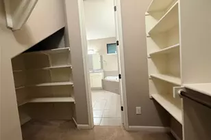 112 E Adelanta Place, Round Rock, TX 78681 - Photo 13