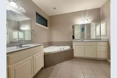 112 E Adelanta Place, Round Rock, TX 78681 - Photo 15