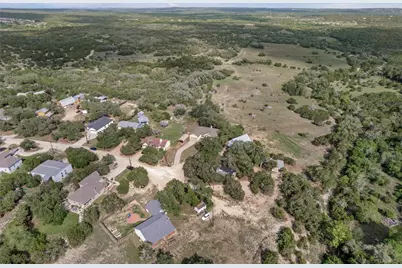 10409 Little Creek Circle, Dripping Springs, TX 78620 - Photo 37
