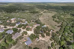 10409 Little Creek Cir, Dripping Springs, TX 78620 - Photo 37