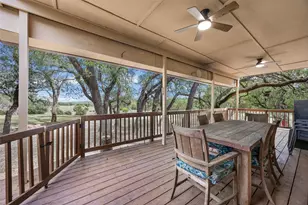 10409 Little Creek Cir, Dripping Springs, TX 78620 - Photo 27