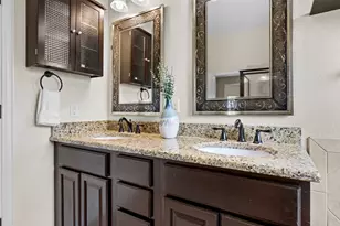 10409 Little Creek Cir, Dripping Springs, TX 78620 - Photo 17