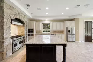 105 Aruba Ct, Lakeway, TX 78734 - Photo 5