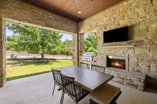 105 Aruba Ct, Lakeway, TX 78734 - Photo 9