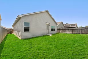 13704 Tordillo Dr, Elgin, TX 78621 - Photo 33