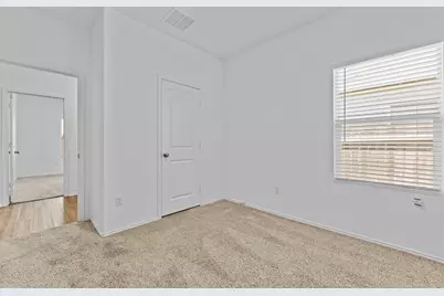 13704 Tordillo Drive, Elgin, TX 78621 - Photo 7