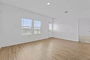 13704 Tordillo Dr, Elgin, TX 78621 - Photo 21