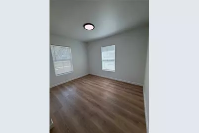 1209 Pine Street, Bastrop, TX 78602 - Photo 5