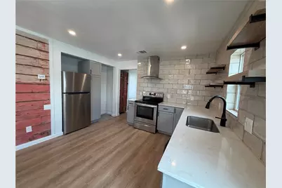1209 Pine Street, Bastrop, TX 78602 - Photo 7