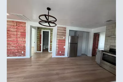 1209 Pine Street, Bastrop, TX 78602 - Photo 15